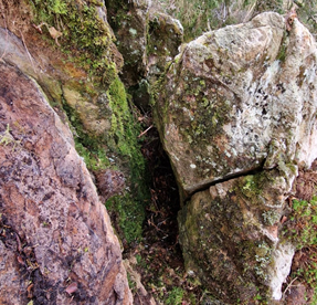 Boulders at risk of failling